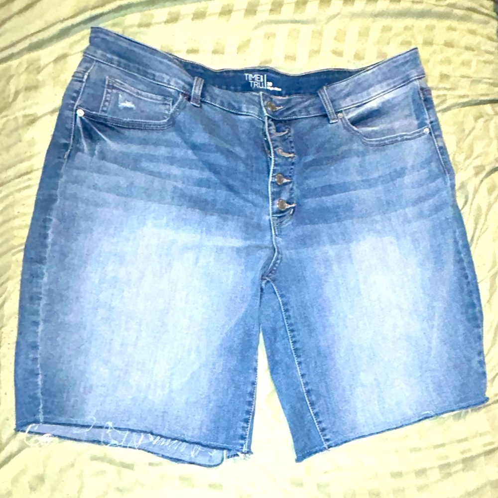 Distressed jean shorts. Like new!